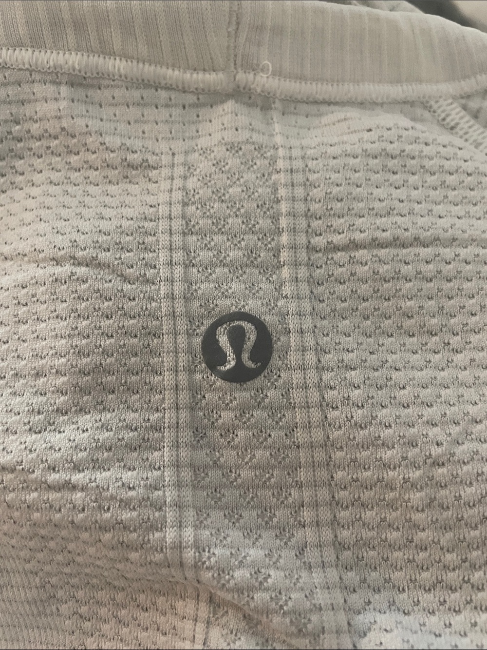 lululemon Swiftly Tech Short Sleeve Size 4 - Picture 3 of 4